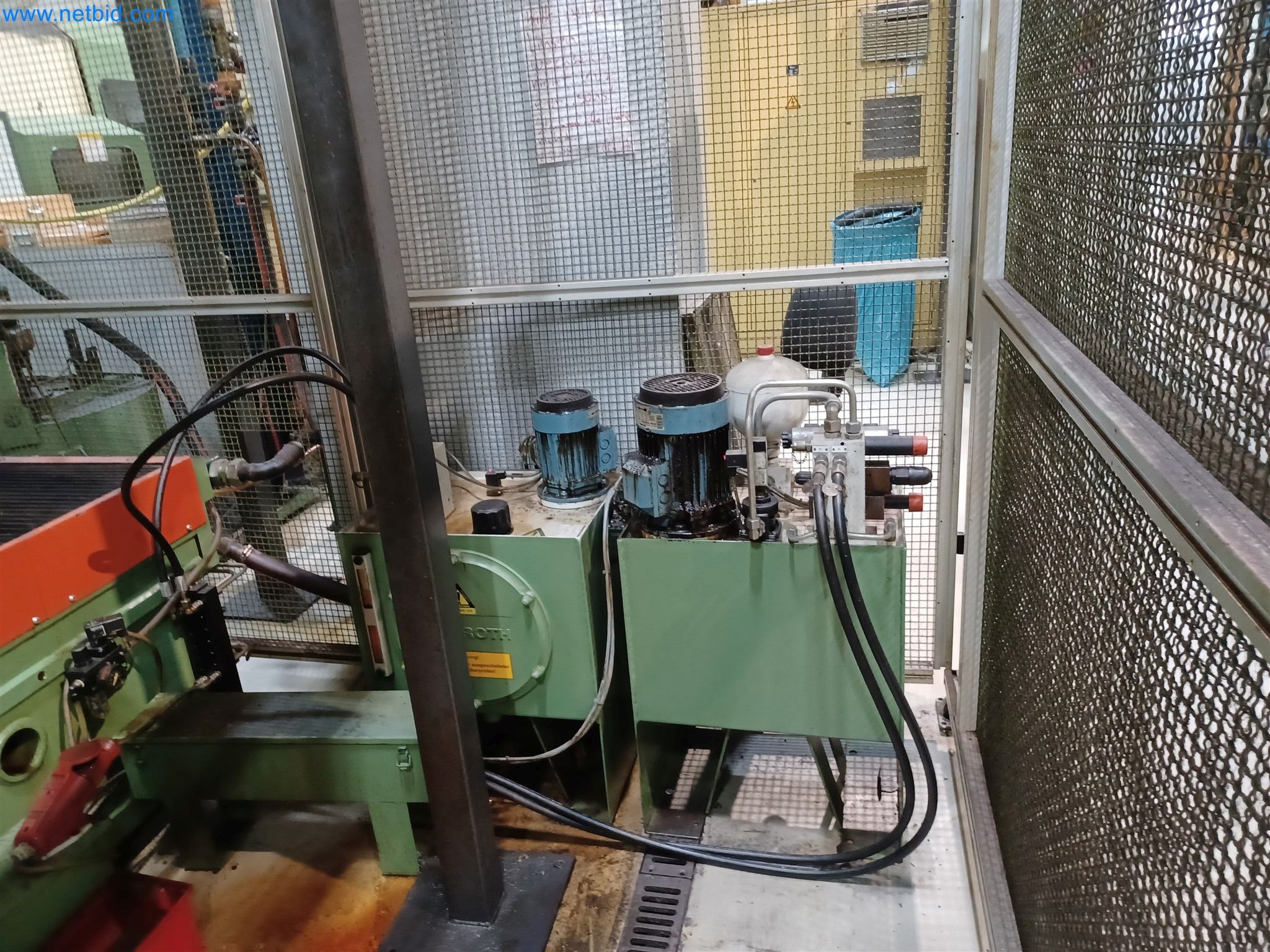 Máquinas para la producción de piezas estampadas para la industria del automóvil, entre otras-7