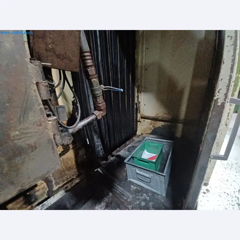 Máquinas para a produção de peças estampadas para a indústria automóvel, entre outras-5