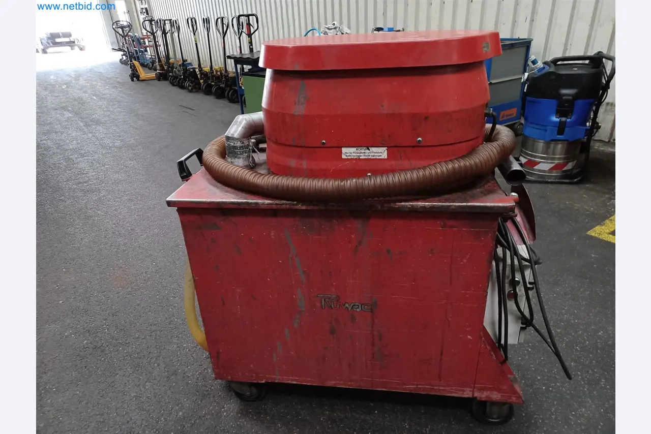 Machines voor de productie van gestanste onderdelen voor onder andere de auto-industrie-1