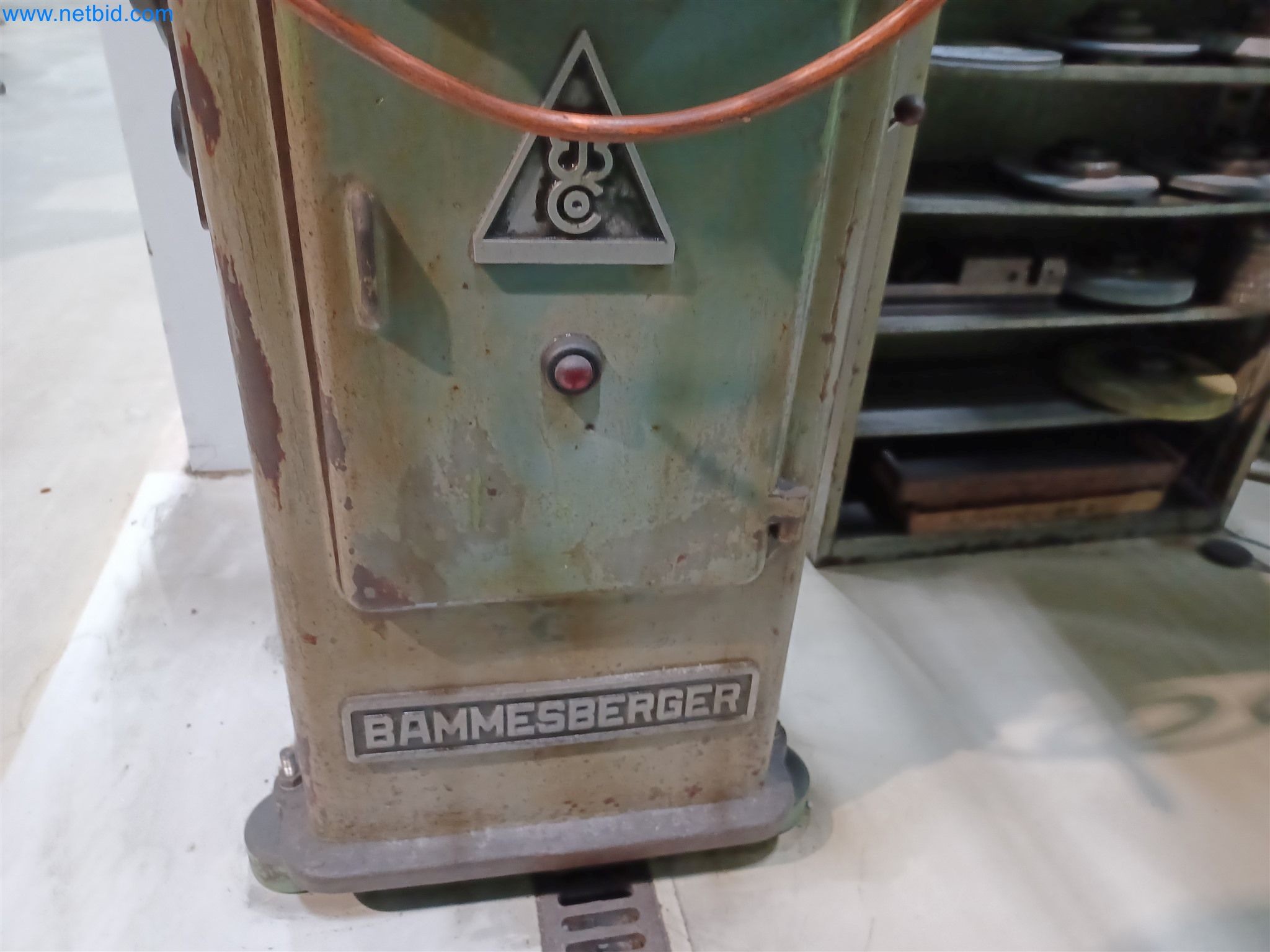 Máquinas para la producción de piezas estampadas para la industria del automóvil, entre otras-3