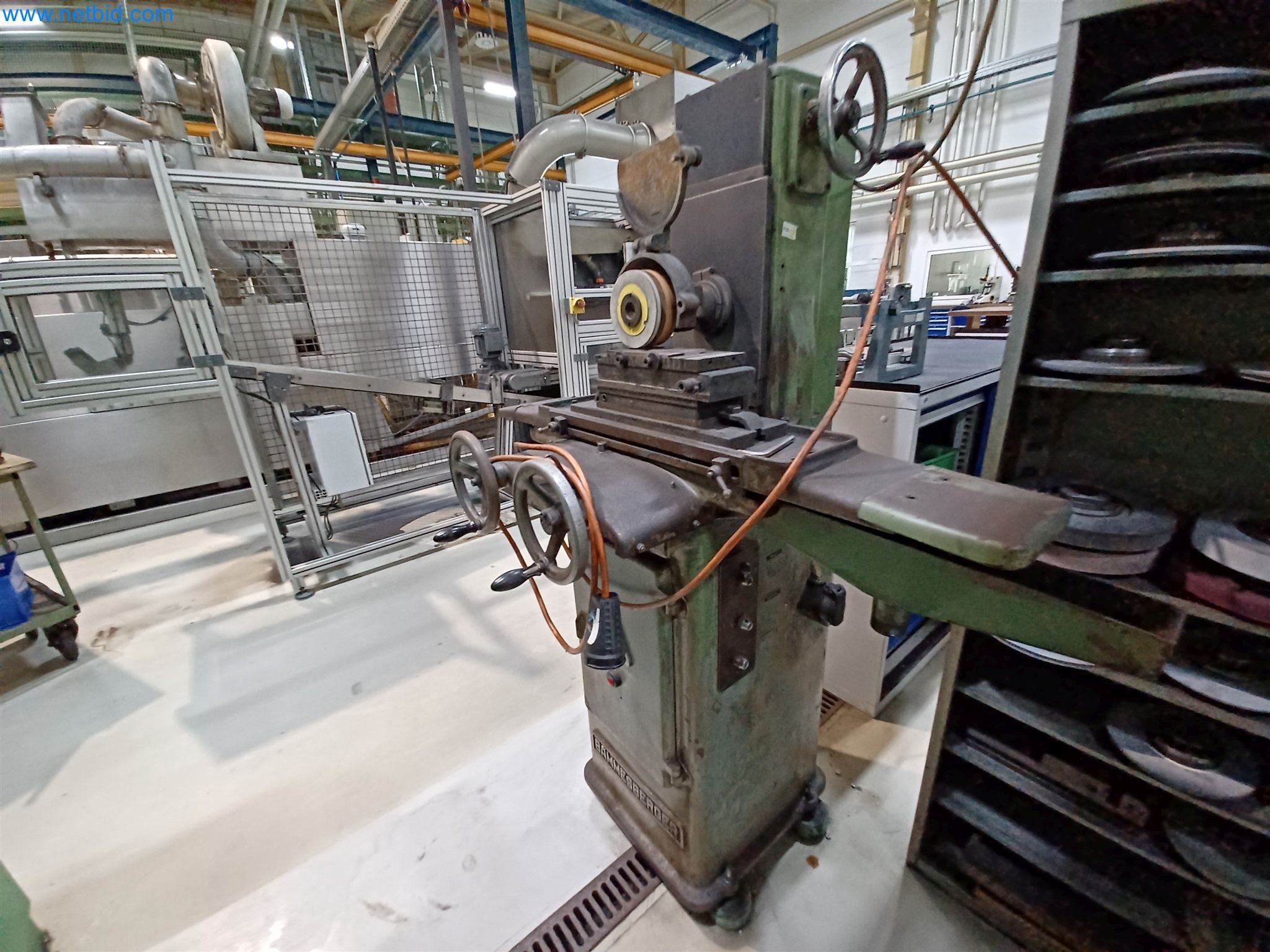 Máquinas para la producción de piezas estampadas para la industria del automóvil, entre otras-6