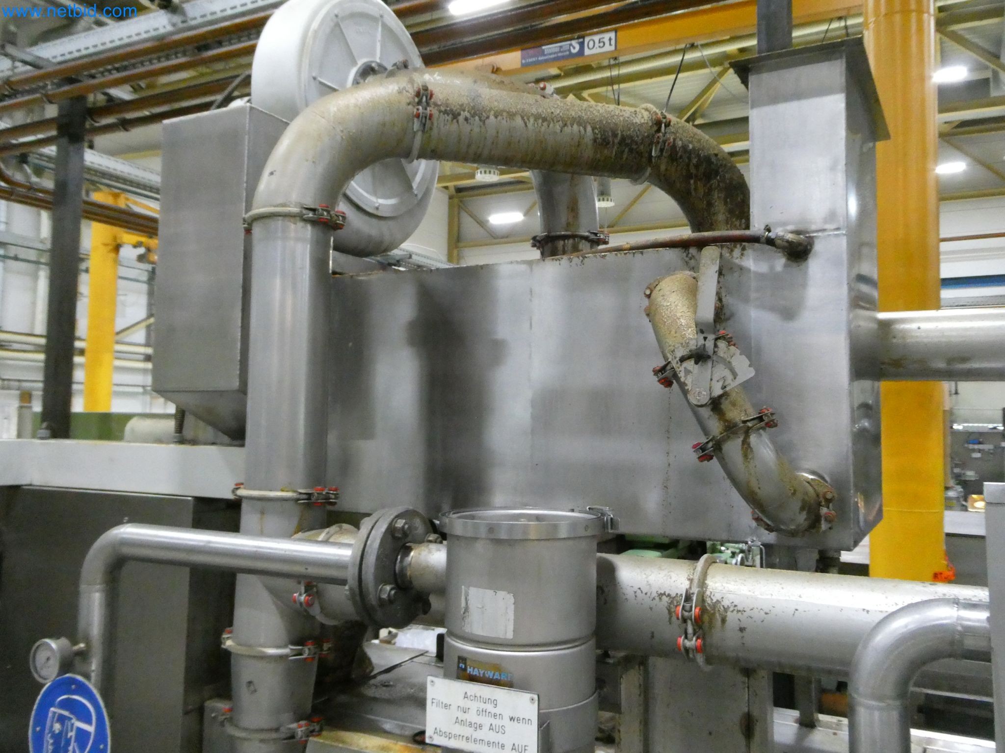 Maszyny do produkcji części tłoczonych dla przemysłu motoryzacyjnego, między innymi-11