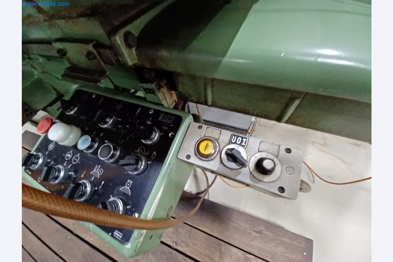 Machines for the production of stamped parts for the automotive industry, among others-8