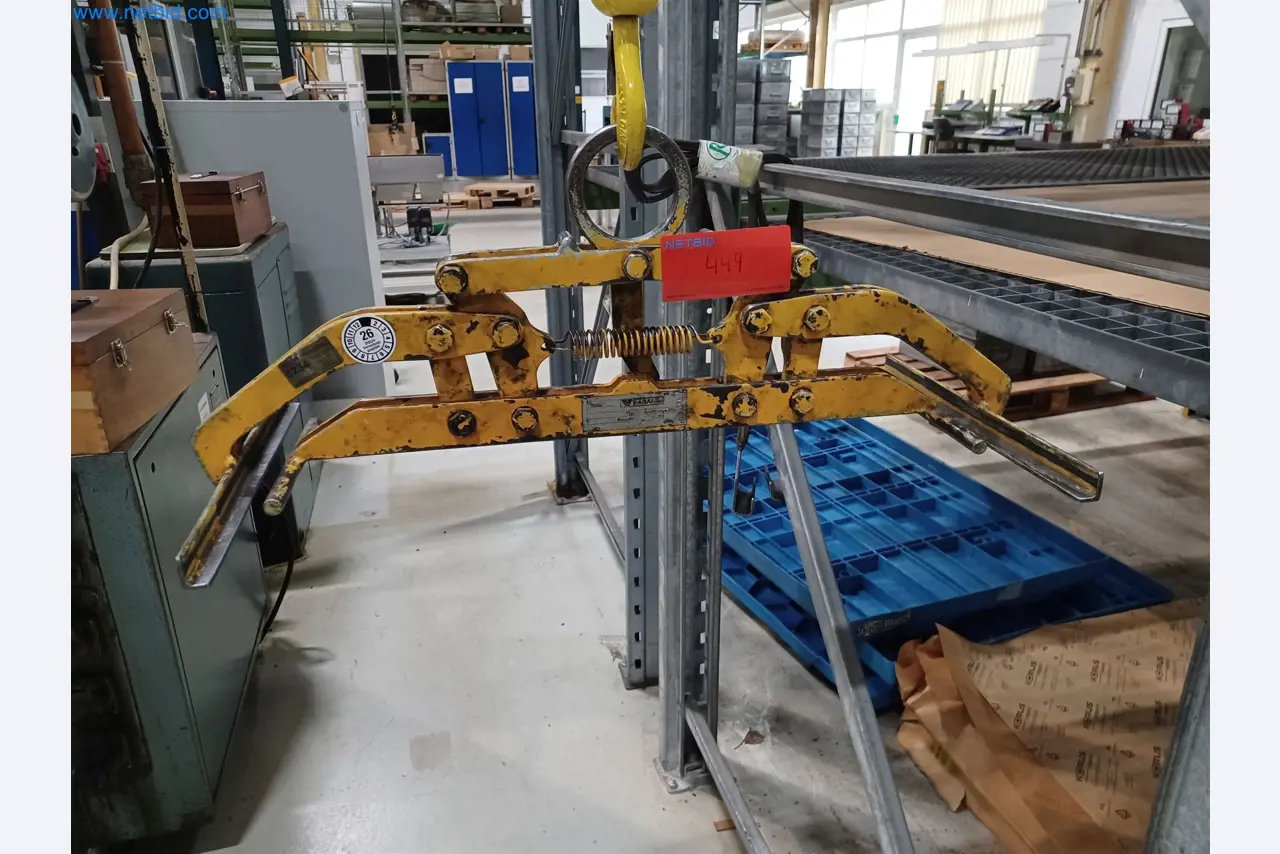 Machines for the production of stamped parts for the automotive industry, among others-2