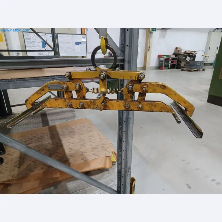 Machines for the production of stamped parts for the automotive industry, among others-3