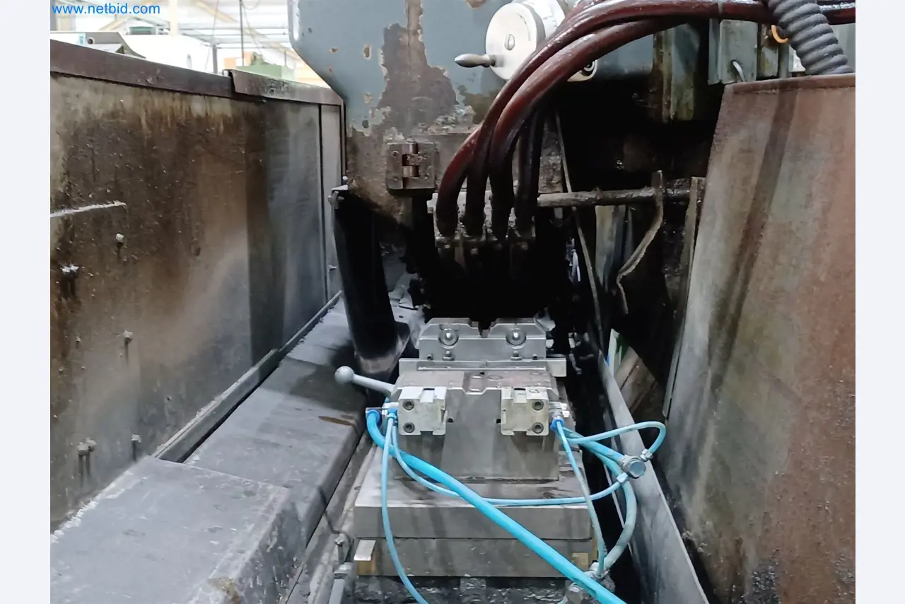 Machines for the production of stamped parts for the automotive industry, among others-10