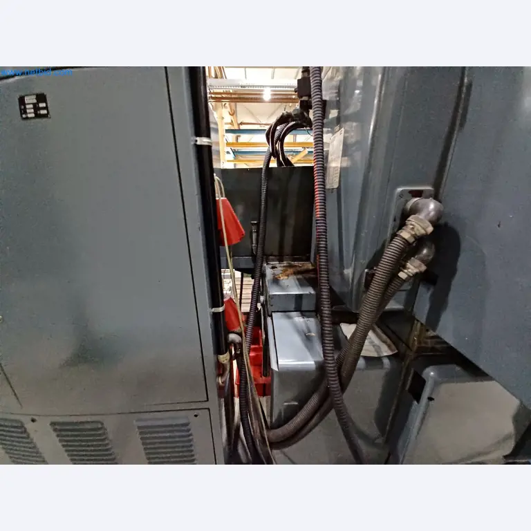 Machines for the production of stamped parts for the automotive industry, among others-5