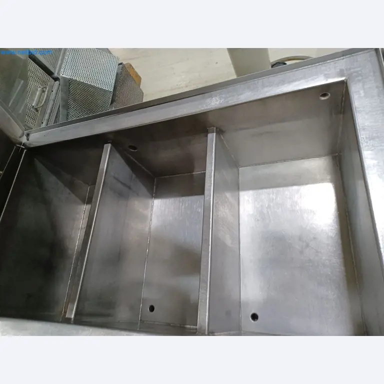 Machines for the production of stamped parts for the automotive industry, among others-4