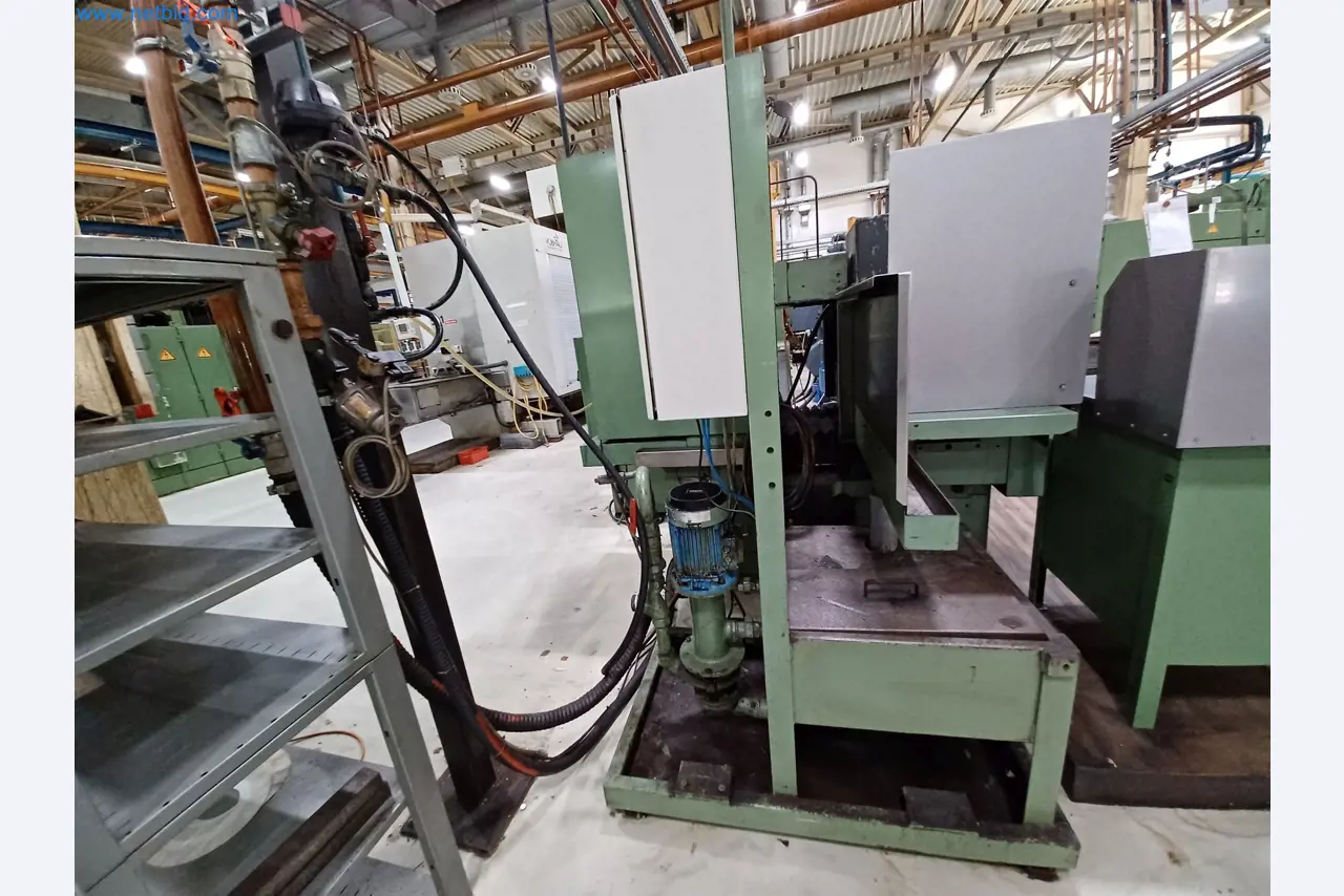 Machines for the production of stamped parts for the automotive industry, among others-4