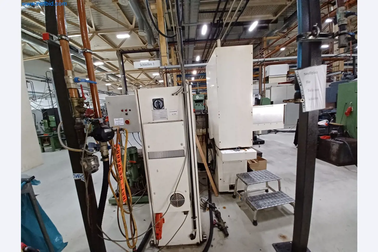 Stroji za proizvodnjo štancanih delov za avtomobilsko industrijo, med drugim-8