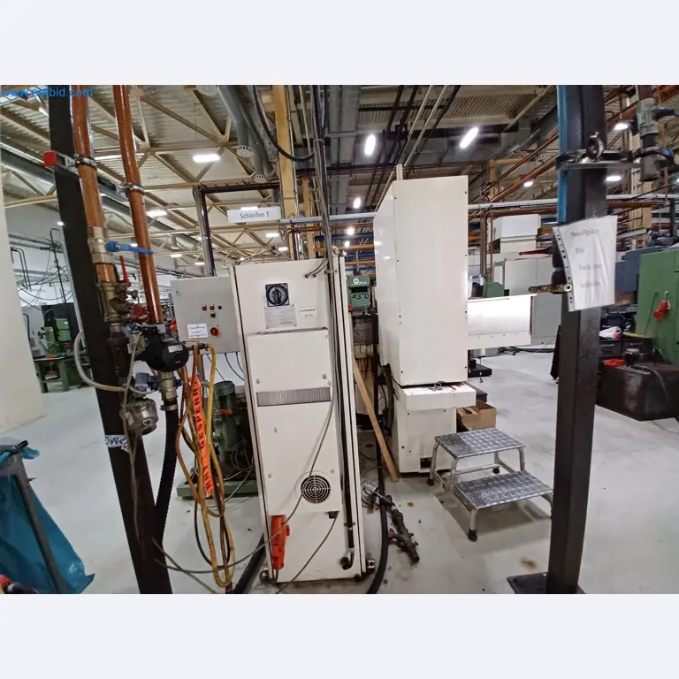 Stroji za proizvodnjo štancanih delov za avtomobilsko industrijo, med drugim-8