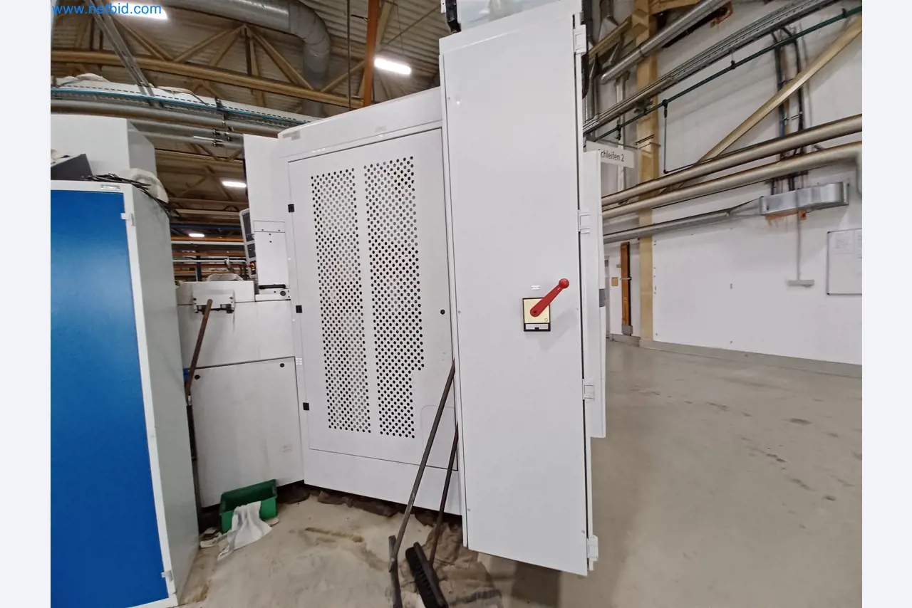 Machines for the production of stamped parts for the automotive industry, among others-5