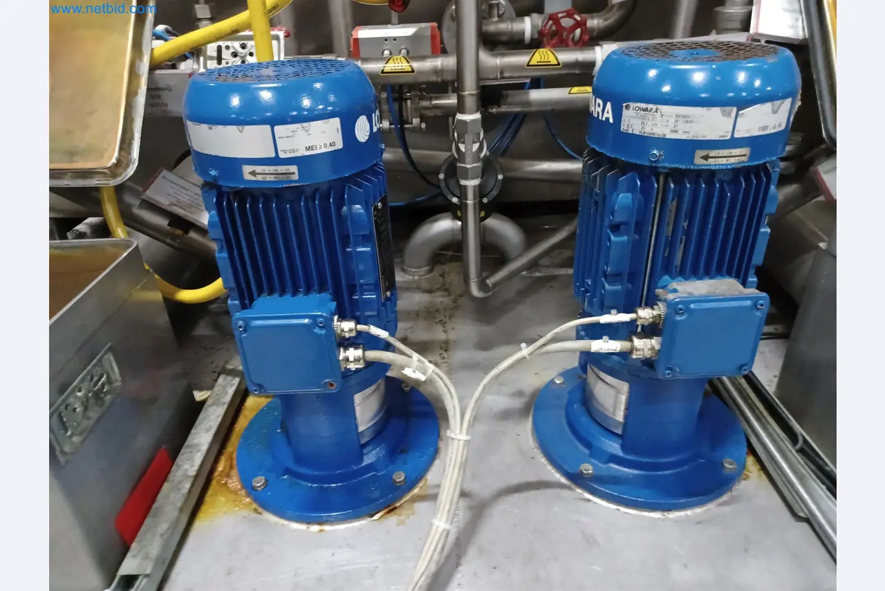 Machines voor de productie van gestanste onderdelen voor onder andere de auto-industrie-13