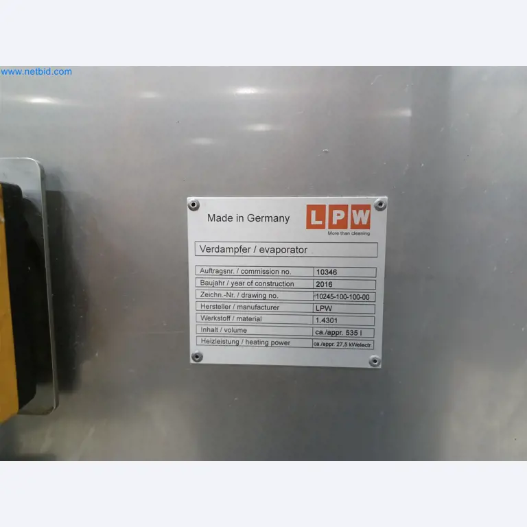 Machines voor de productie van gestanste onderdelen voor onder andere de auto-industrie-15