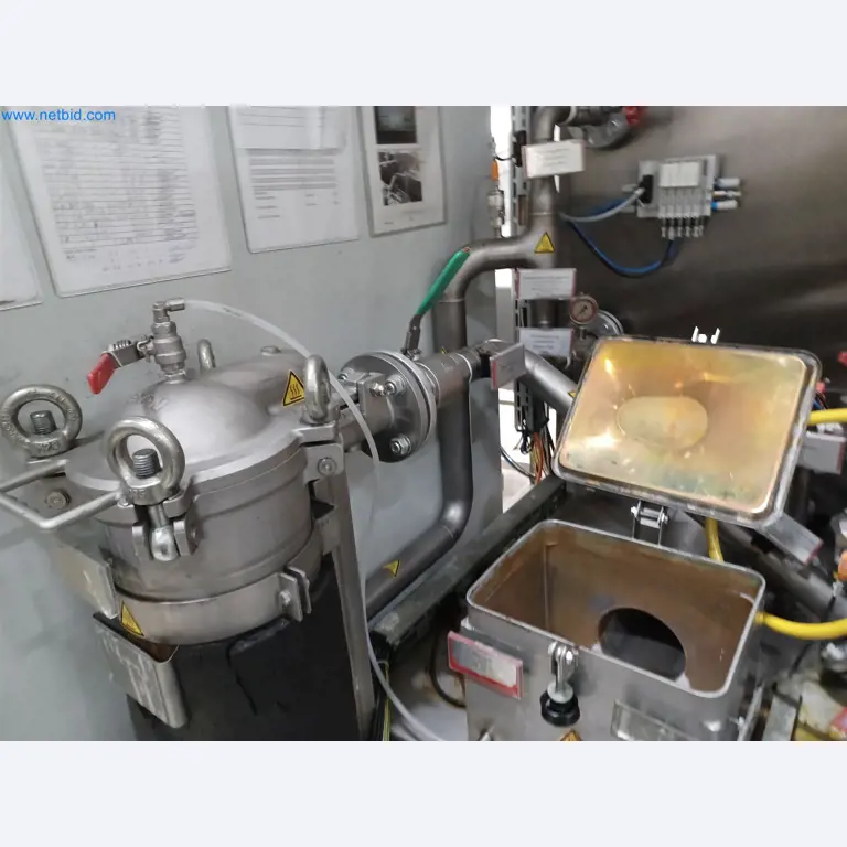 Machines voor de productie van gestanste onderdelen voor onder andere de auto-industrie-2