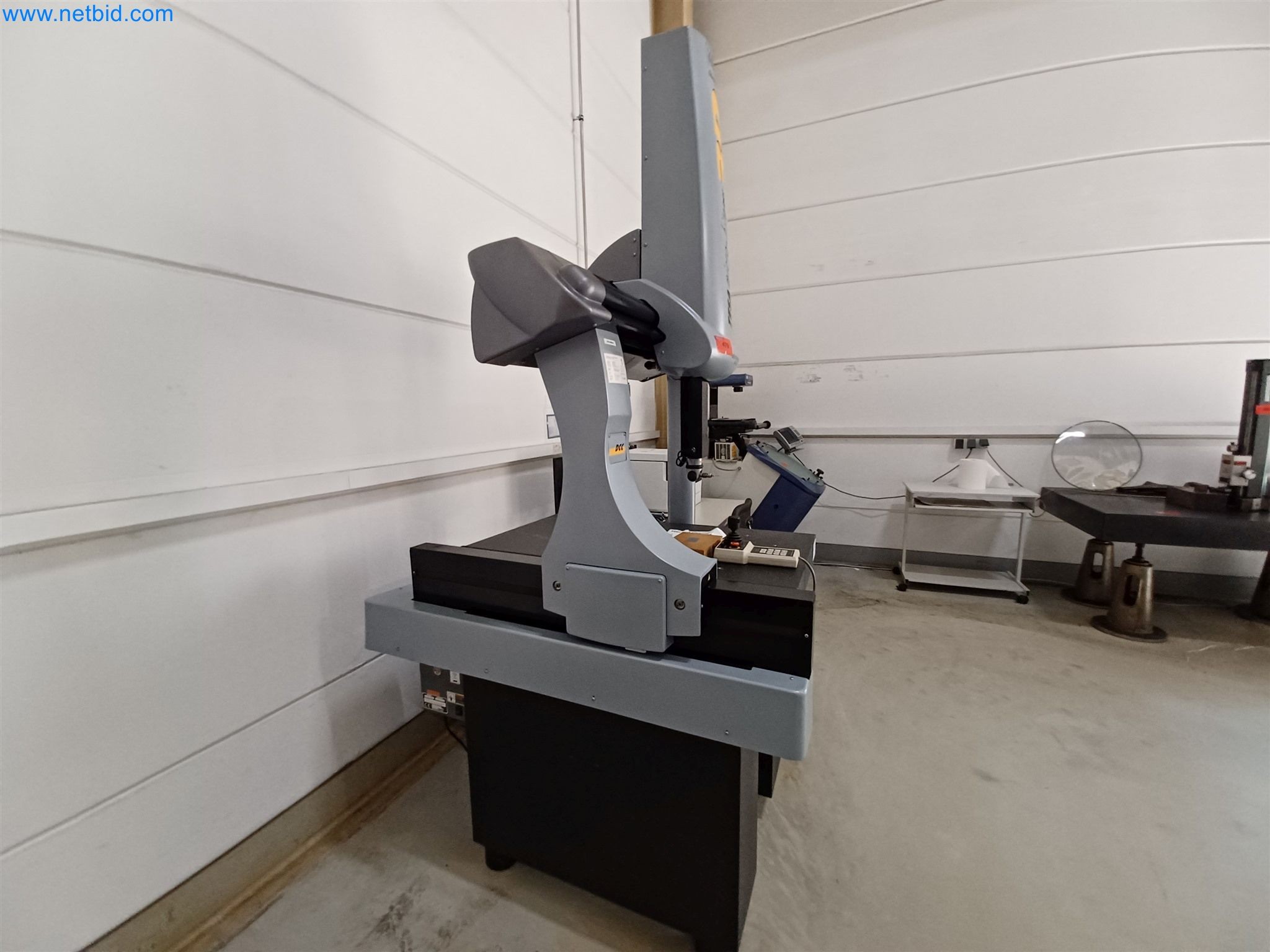 Máquinas para la producción de piezas estampadas para la industria del automóvil, entre otras-4