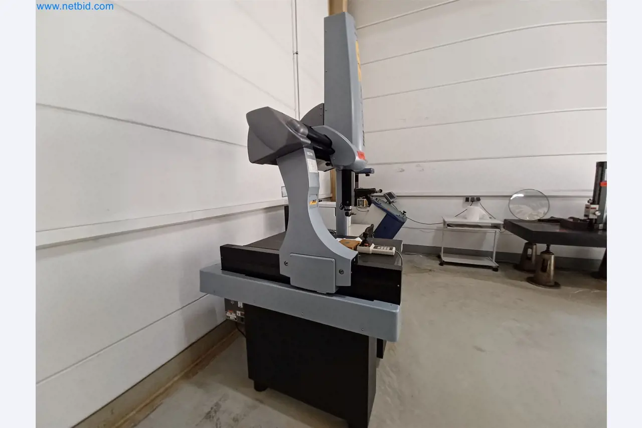 Máquinas para la producción de piezas estampadas para la industria del automóvil, entre otras-4