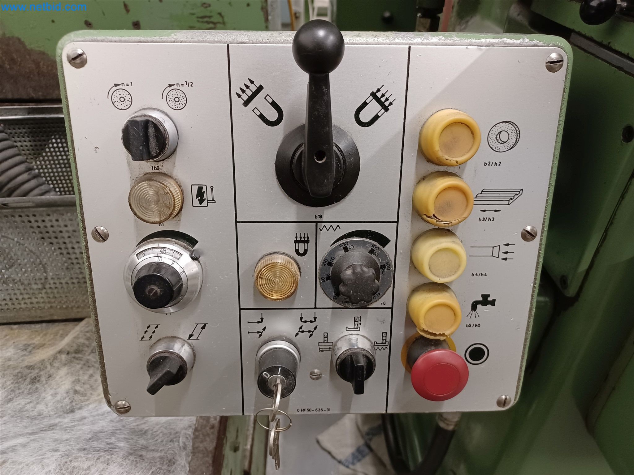 Machines for the production of stamped parts for the automotive industry, among others-6