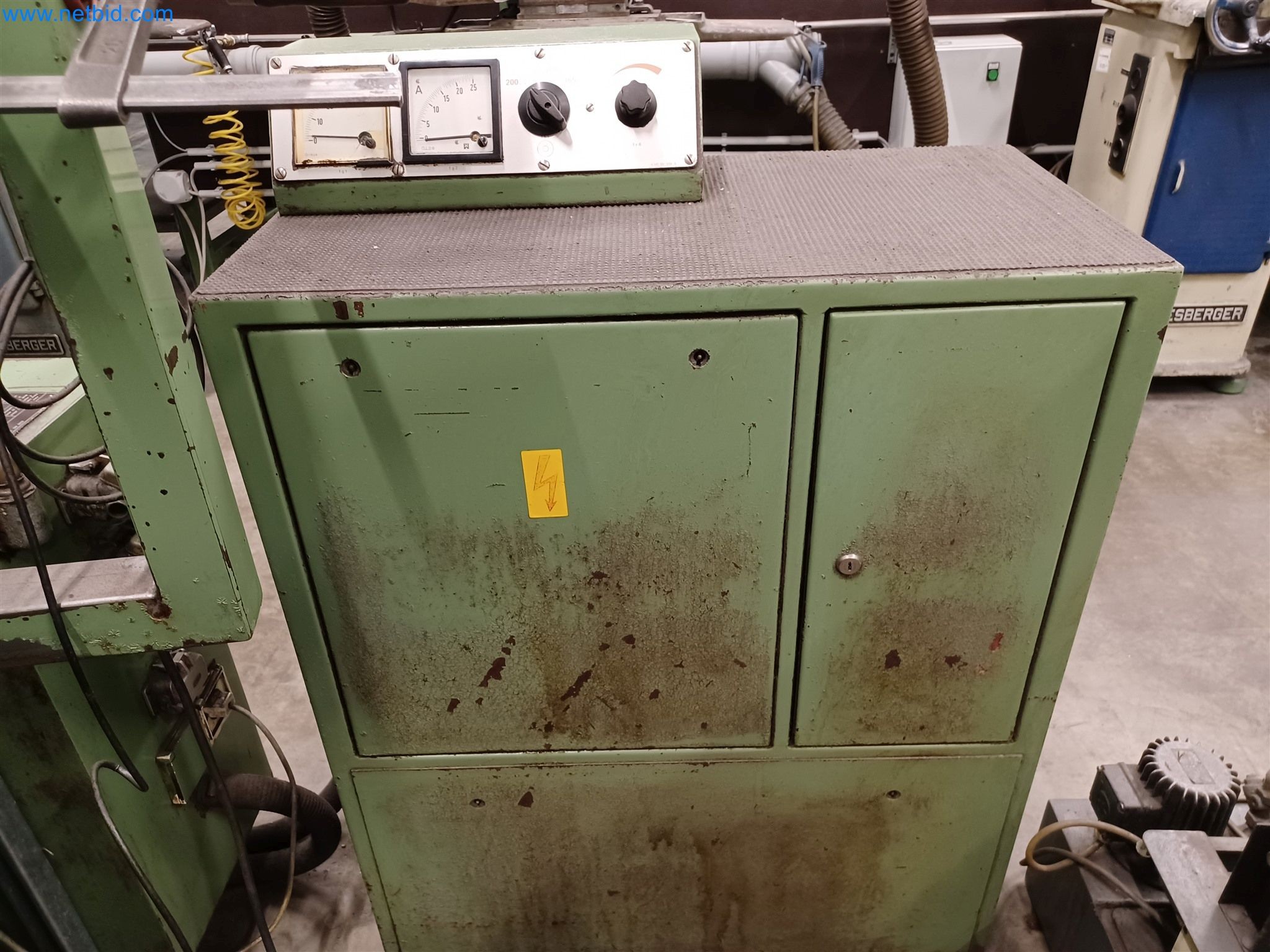 Machines for the production of stamped parts for the automotive industry, among others-7