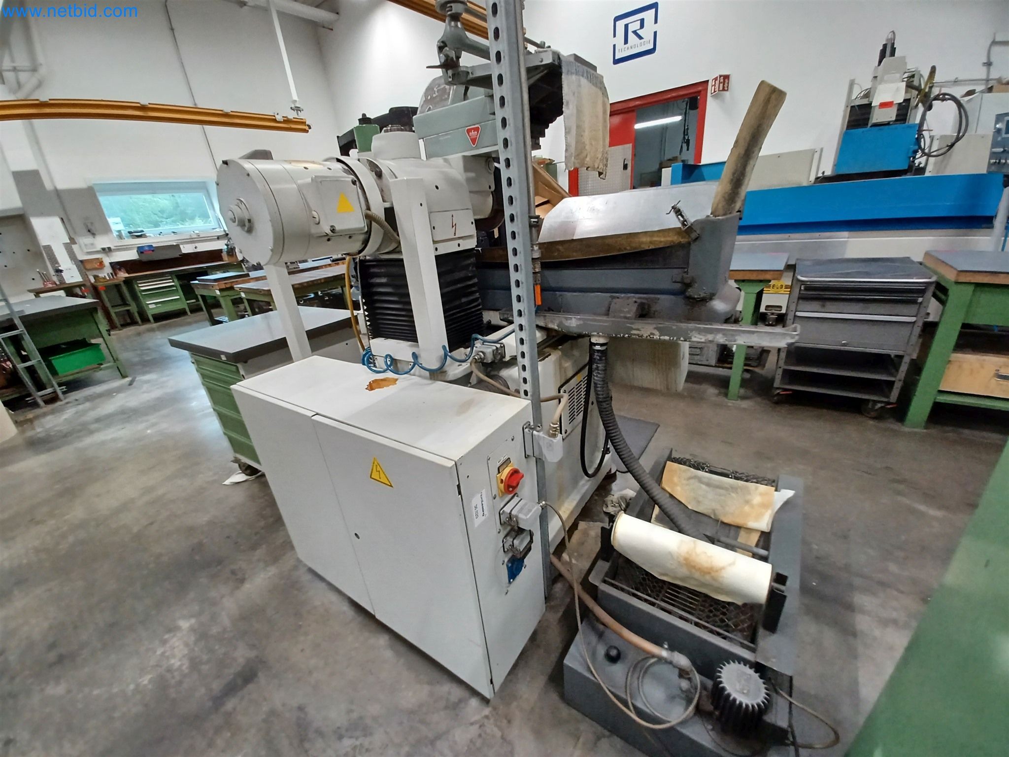 Maschinen zur Herstellung von Stanzteilen u.a. für die Automotiv-Branche-5