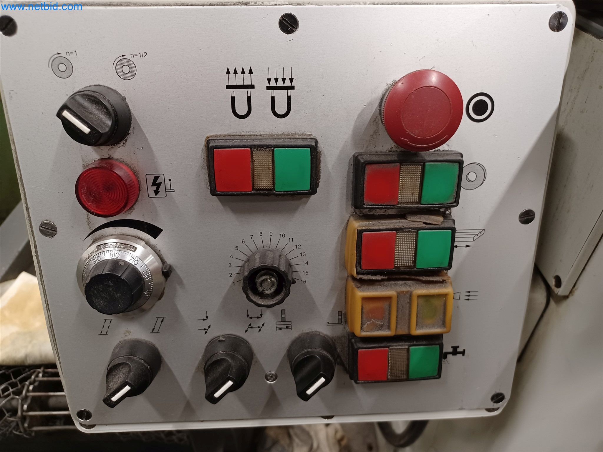 Maschinen zur Herstellung von Stanzteilen u.a. für die Automotiv-Branche-8