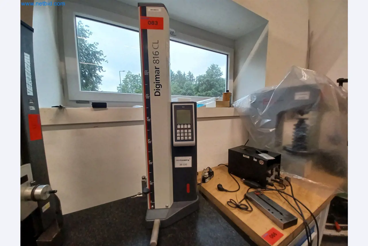 Maszyny do produkcji części tłoczonych dla przemysłu motoryzacyjnego, między innymi-3