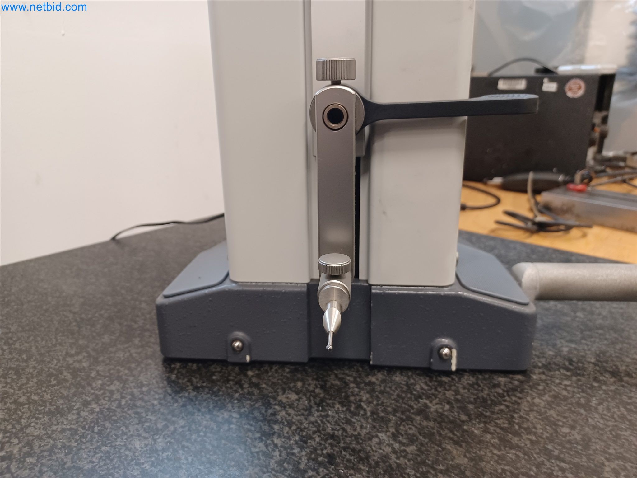 Maszyny do produkcji części tłoczonych dla przemysłu motoryzacyjnego, między innymi-5