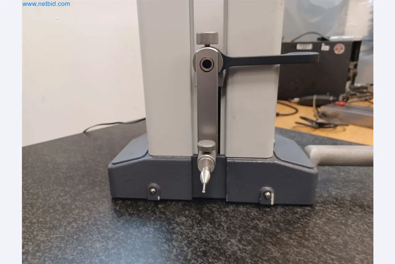 Maszyny do produkcji części tłoczonych dla przemysłu motoryzacyjnego, między innymi-5