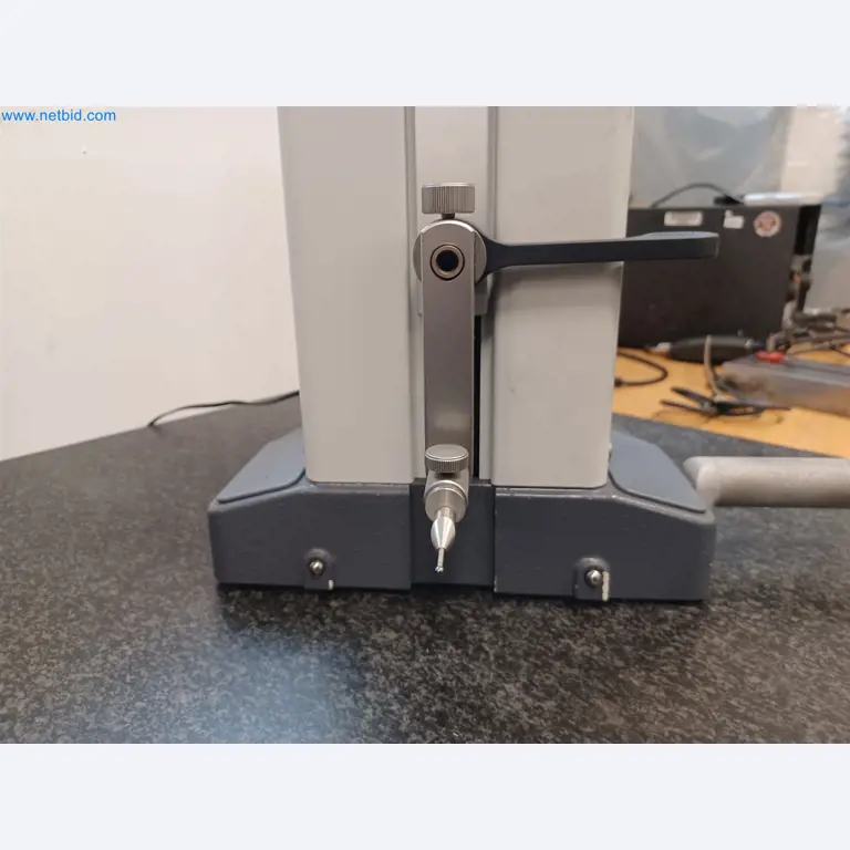 Maszyny do produkcji części tłoczonych dla przemysłu motoryzacyjnego, między innymi-5