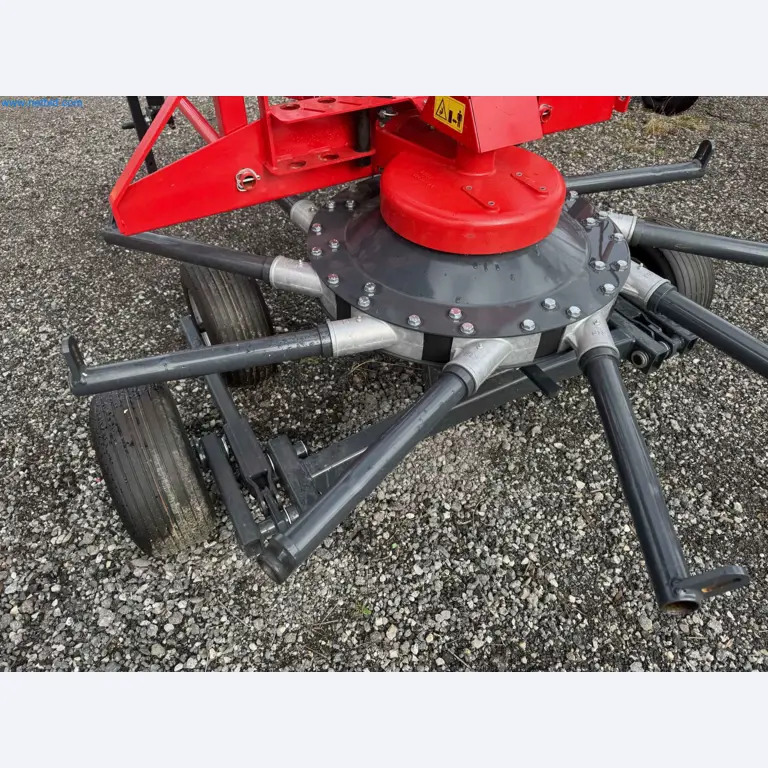 Kmetijski pripomočki in prikolice kot novi-12