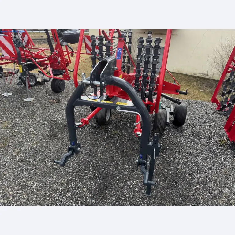 Kmetijski pripomočki in prikolice kot novi-13