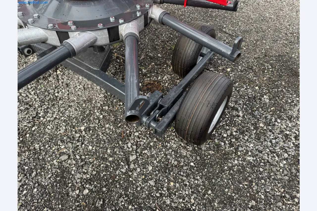 Kmetijski pripomočki in prikolice kot novi-19