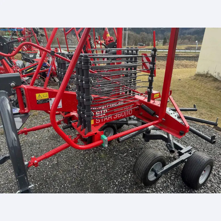 Kmetijski pripomočki in prikolice kot novi-21