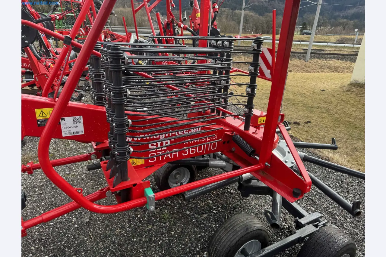 Kmetijski pripomočki in prikolice kot novi-22