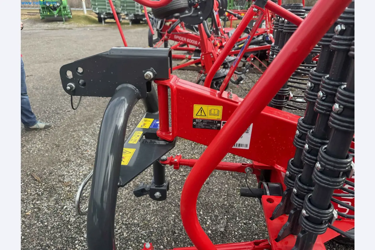 Kmetijski pripomočki in prikolice kot novi-26