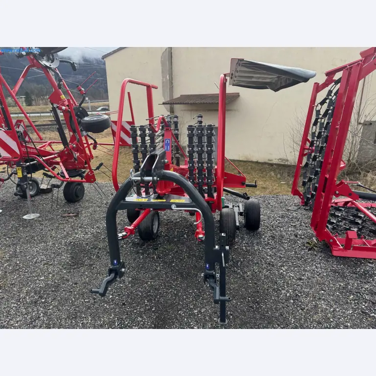 Kmetijski pripomočki in prikolice kot novi-2