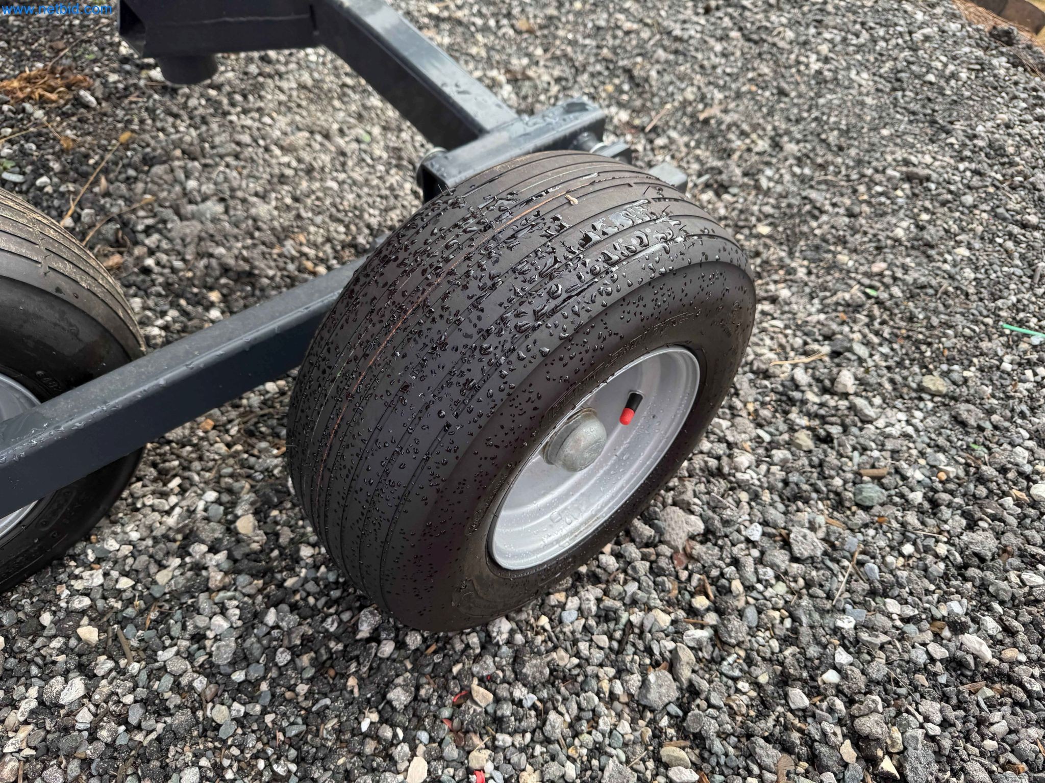 Kmetijski pripomočki in prikolice kot novi-7