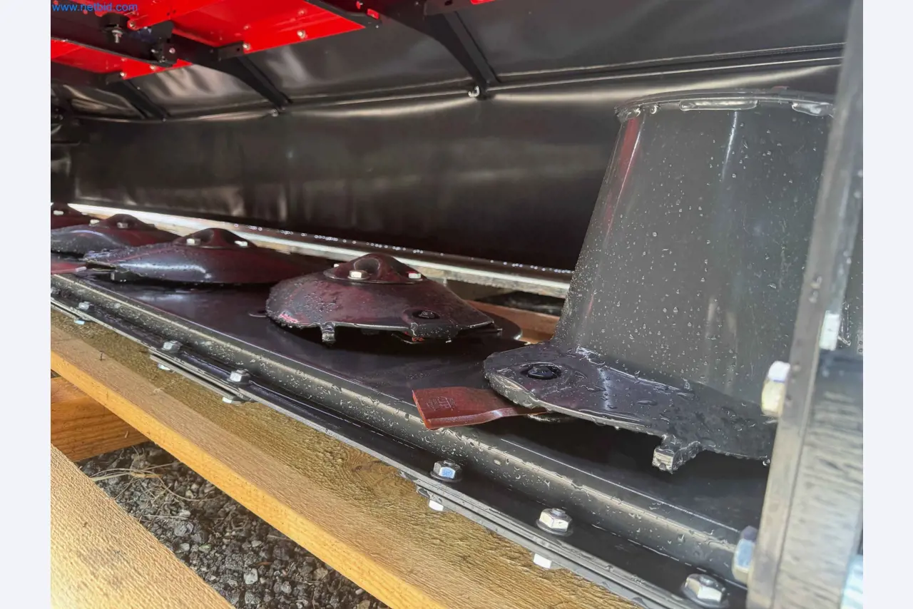 Kmetijski pripomočki in prikolice kot novi-11