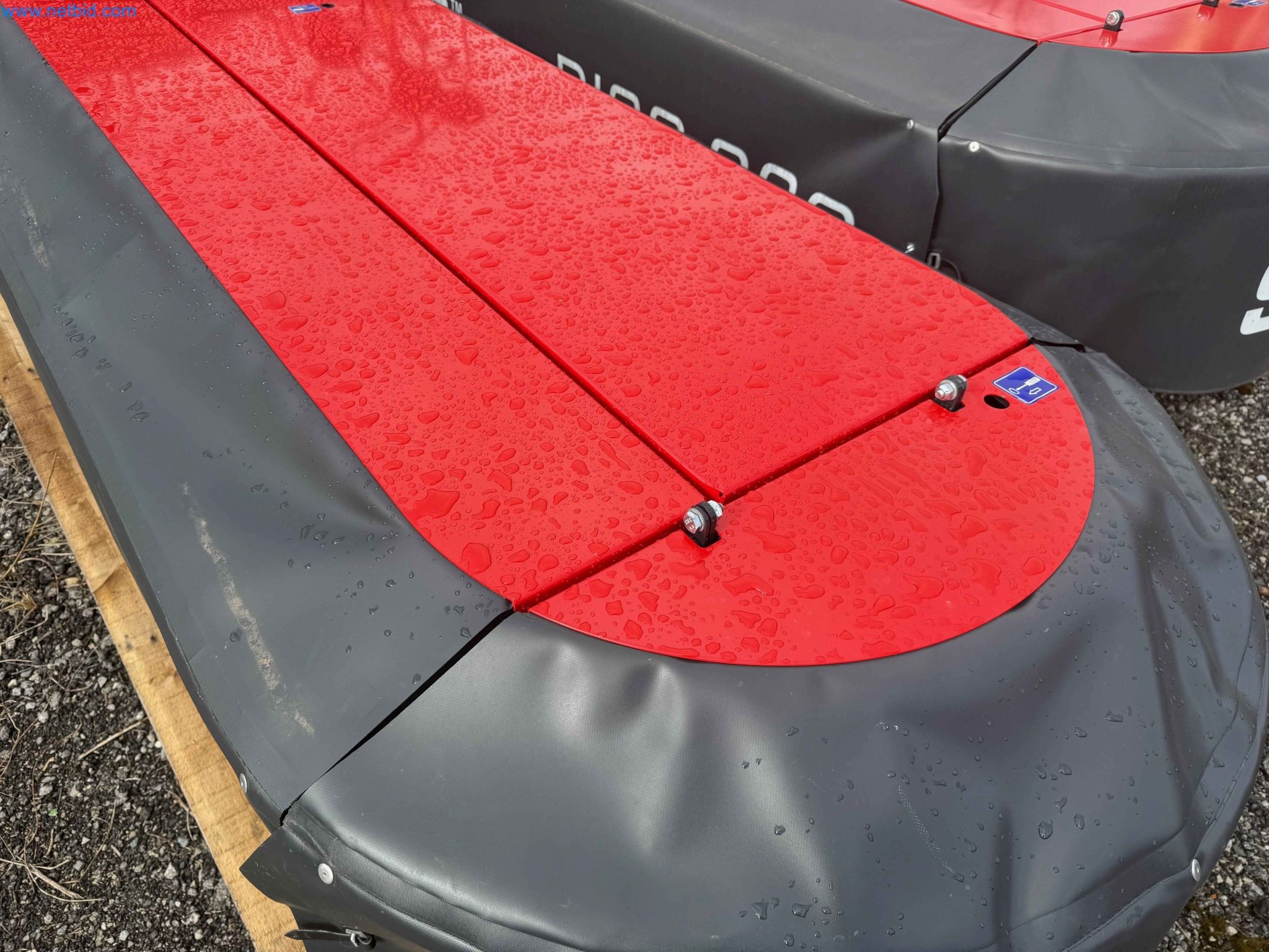 Kmetijski pripomočki in prikolice kot novi-12