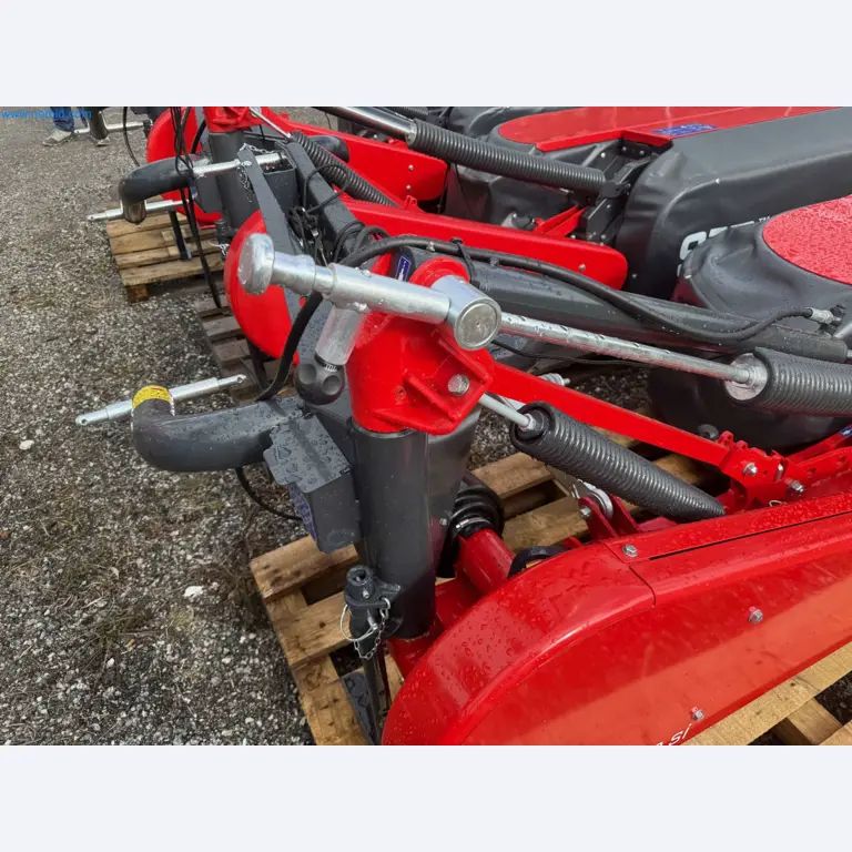 Kmetijski pripomočki in prikolice kot novi-13