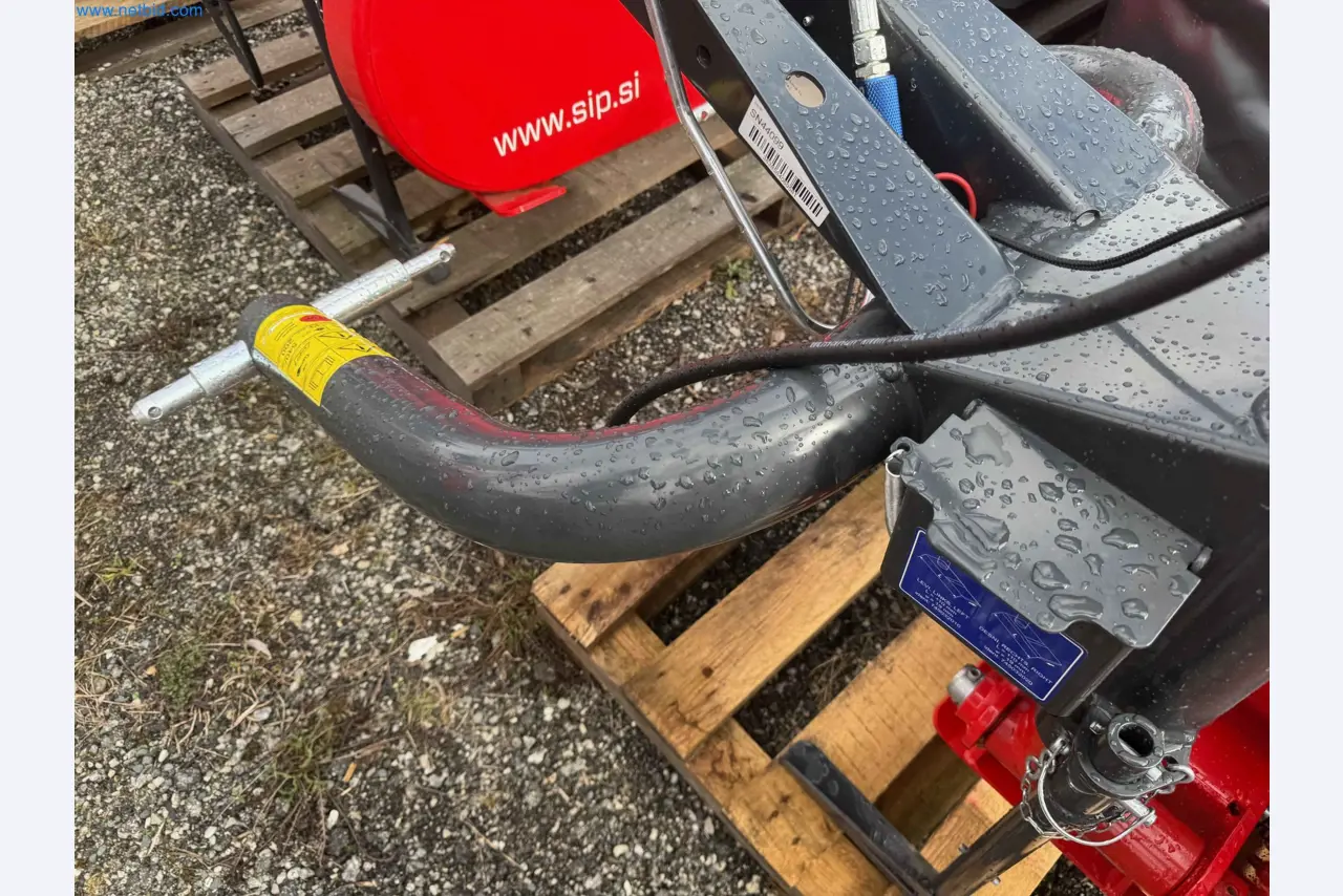 Kmetijski pripomočki in prikolice kot novi-16