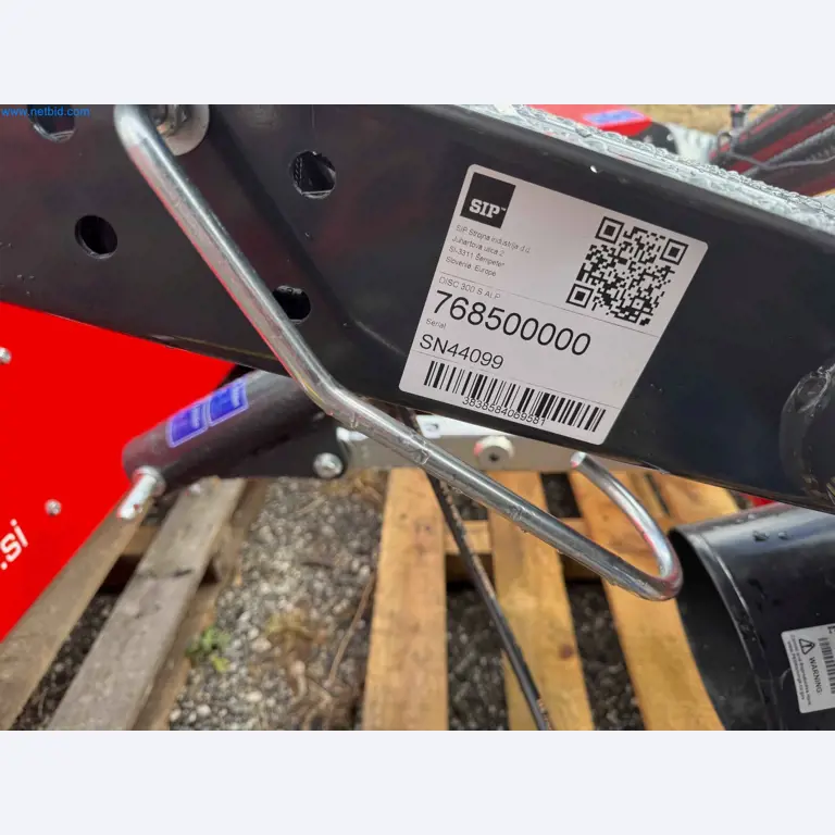 Kmetijski pripomočki in prikolice kot novi-18