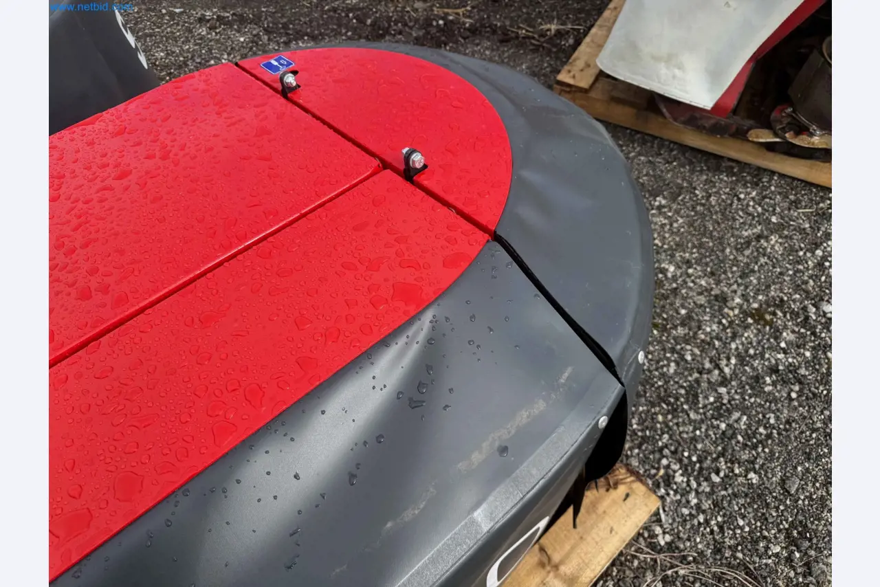 Kmetijski pripomočki in prikolice kot novi-8