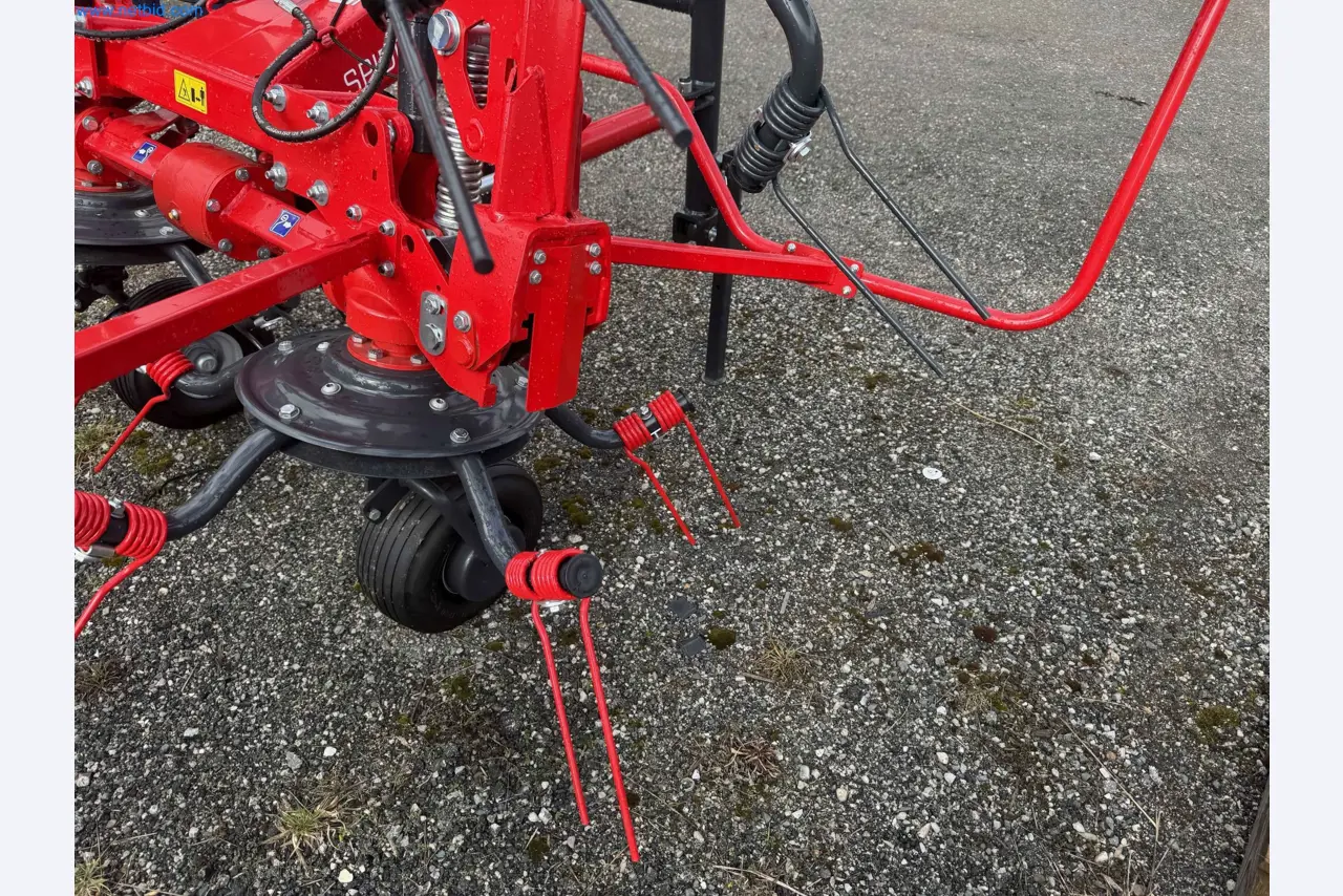 Kmetijski pripomočki in prikolice kot novi-11