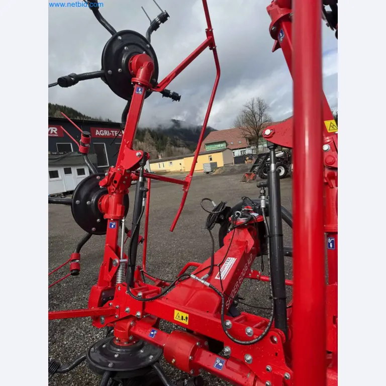 Kmetijski pripomočki in prikolice kot novi-17