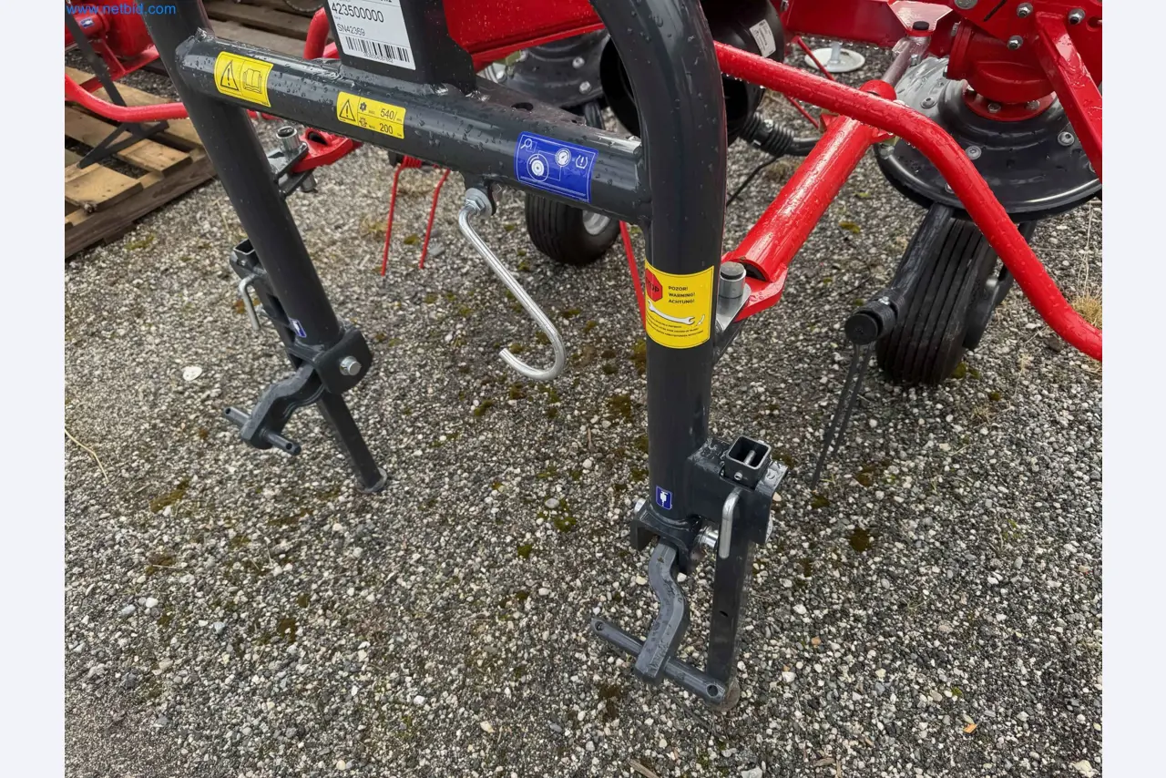 Kmetijski pripomočki in prikolice kot novi-25