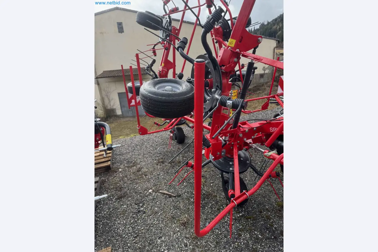 Kmetijski pripomočki in prikolice kot novi-9