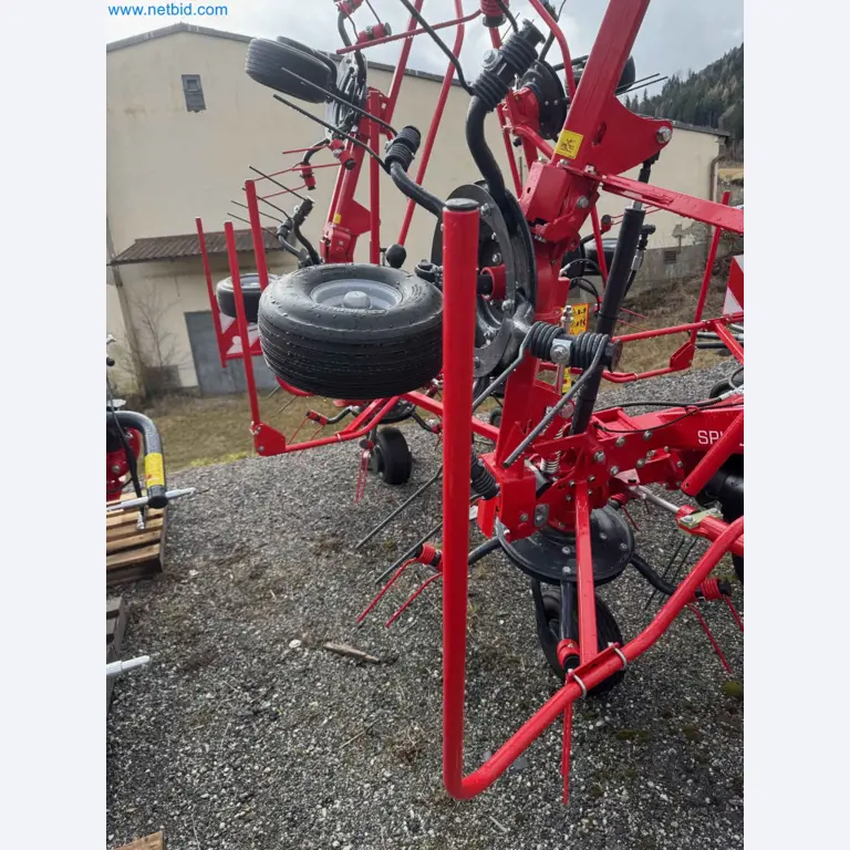 Kmetijski pripomočki in prikolice kot novi-9