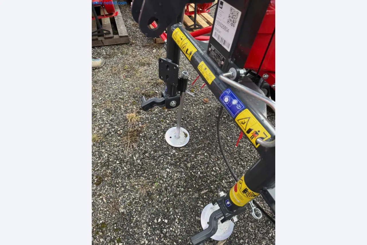 Kmetijski pripomočki in prikolice kot novi-12