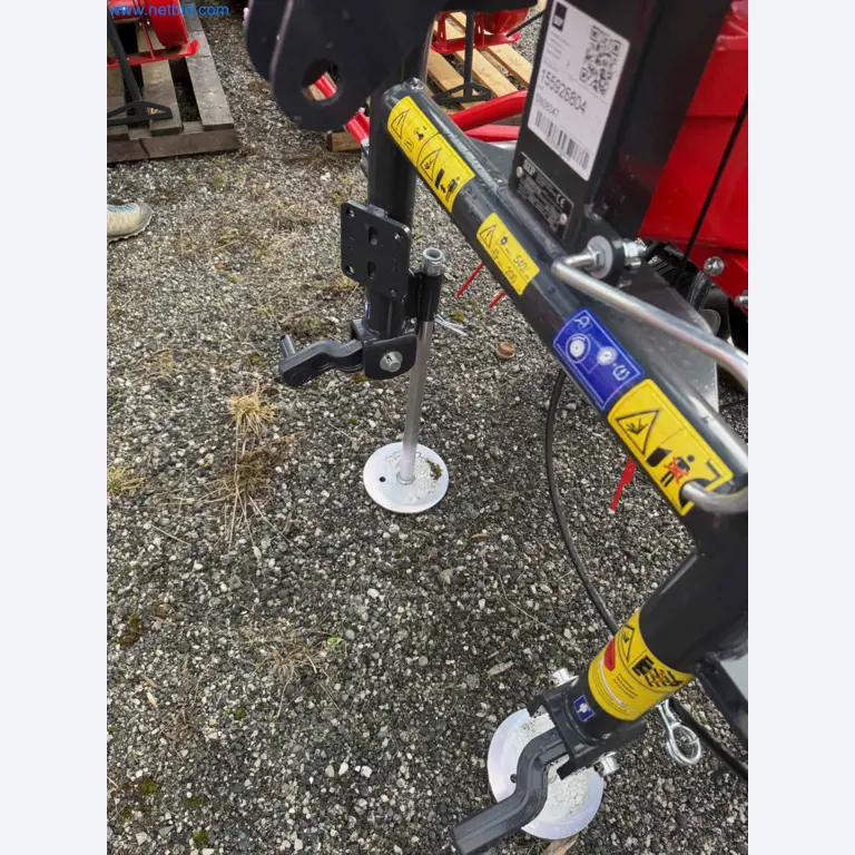 Kmetijski pripomočki in prikolice kot novi-12